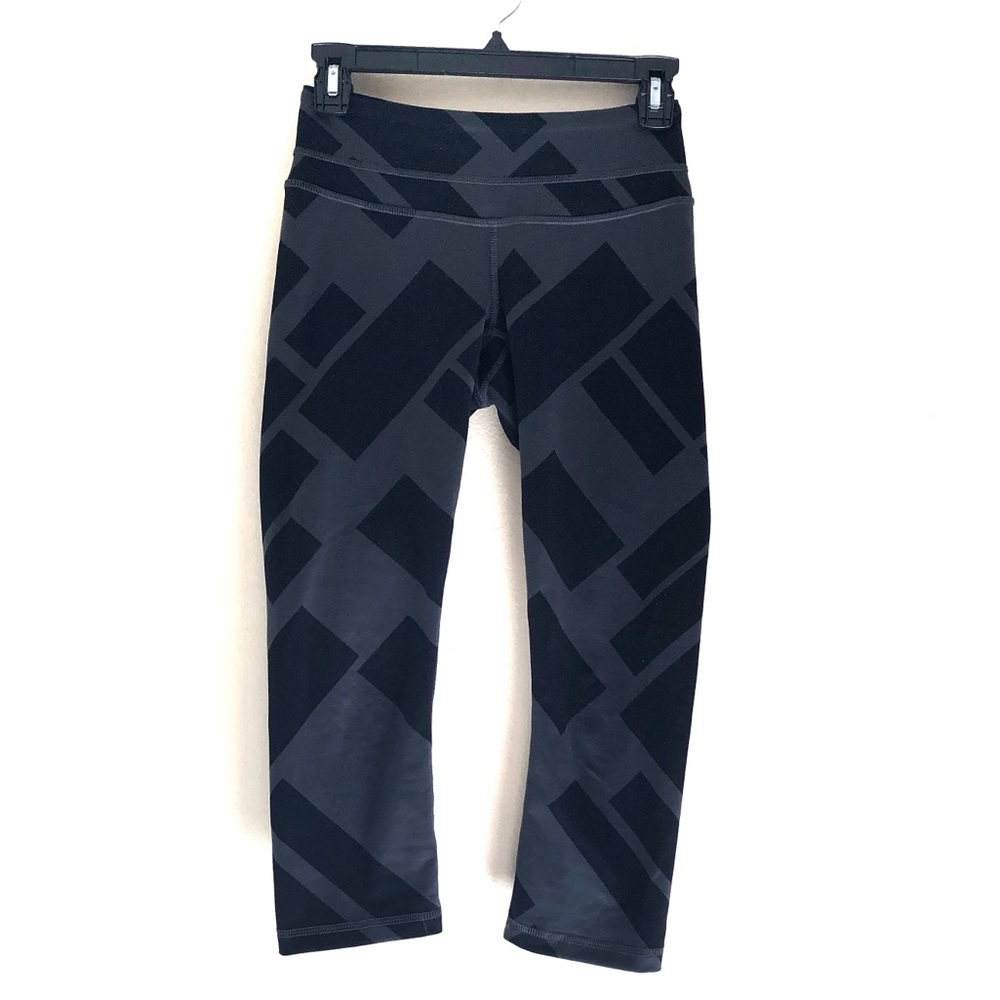 Lucy Cropped Athletic Leggings